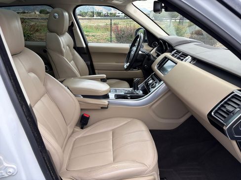 Used 2016 Land Rover Range Rover Sport HSE AWD/4WD image 19