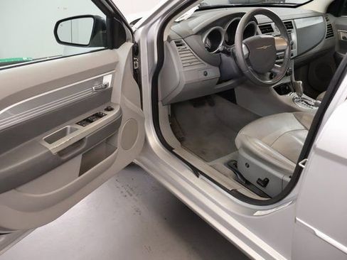Used 2007 Chrysler Sebring Touring w/ Convenience Group I FWD image 8