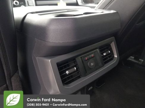 New 2026 Ford F250 Lariat w/ Black Appearance Package image 27