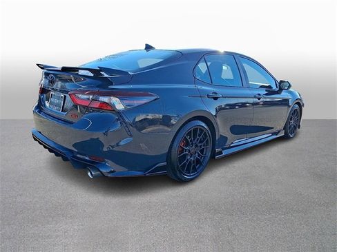 Used 2024 Toyota Camry image 4