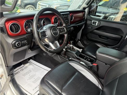 Used 2020 Jeep Wrangler Unlimited Rubicon AWD/4WD image 18