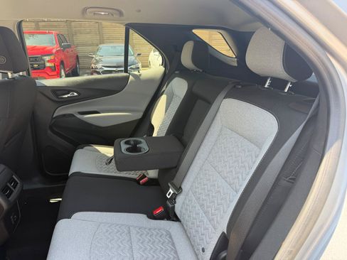 Used 2023 Chevrolet Equinox LS w/ LS Convenience Package FWD image 20