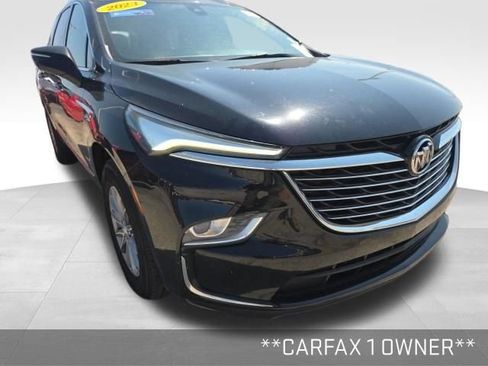 Used 2023 Buick Enclave Essence FWD image 2