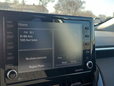 Used 2022 Toyota Corolla Cross LE image 25