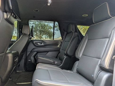 Used 2023 Chevrolet Tahoe Premier w/ Advanced Technology Package AWD/4WD image 18