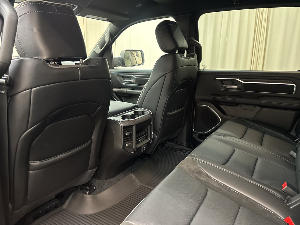 New 2027 RAM 1500 Laramie w/ Sport Appearance Package AWD/4WD image 15