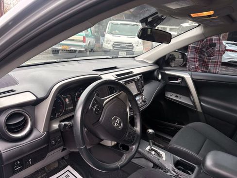 Used 2016 Toyota RAV4 XLE AWD/4WD image 20