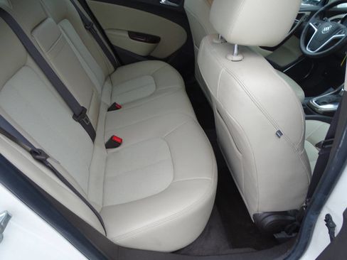 Used 2016 Buick Verano Convenience image 29