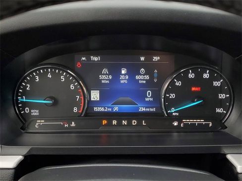 Certified 2024 Ford Explorer XLT w/ Equipment Group 202A image 15