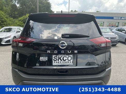 Used 2021 Nissan Rogue S FWD image 4