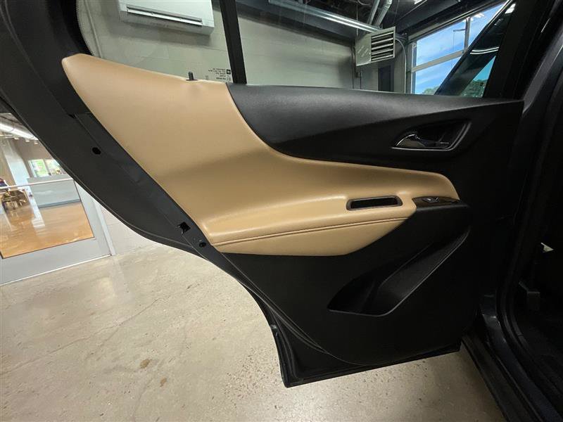 Used 2022 Chevrolet Equinox Premier AWD/4WD image 25