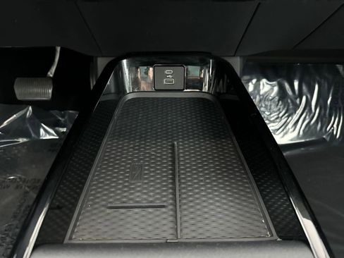 Used 2021 Ford Mustang Mach-E Premium image 30