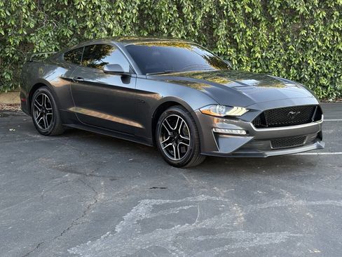 Used 2019 Ford Mustang GT Premium w/ GT Performance Package RWD image 3