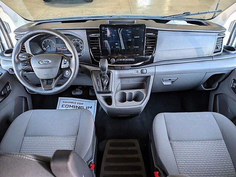 Used 2025 Ford Transit 350 XLT RWD image 3