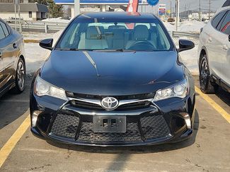 Used 2017 Toyota Camry SE video 2