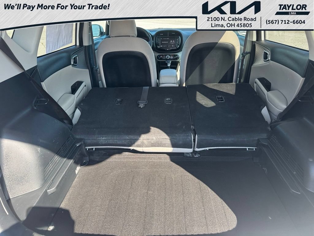 Used 2024 Kia Soul LX w/ Option Group 015 FWD image 19