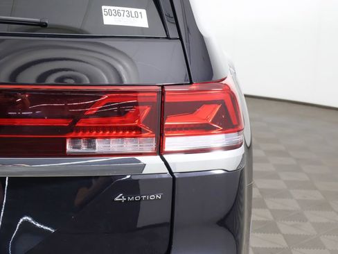 Used 2026 Volkswagen Atlas SEL AWD/4WD image 21