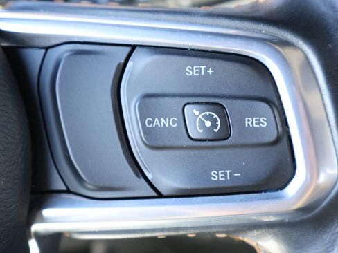 Used 2021 Jeep Wrangler Unlimited Sahara image 14