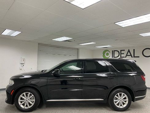Used 2021 Dodge Durango SXT w/ 3rd Row Seating Group image 8