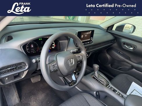 Used 2025 Honda HR-V LX image 9