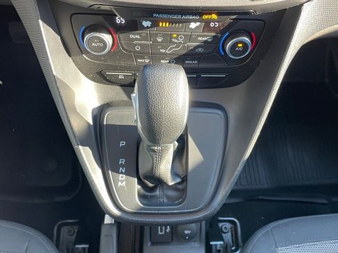 Used 2020 Ford Transit Connect XL image 22