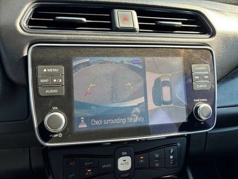 Certified 2025 Nissan Leaf SV Plus FWD image 33