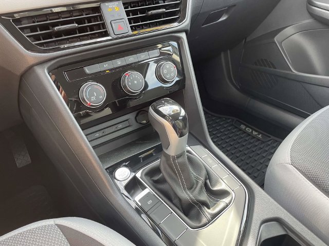 Certified 2024 Volkswagen Taos S FWD image 30