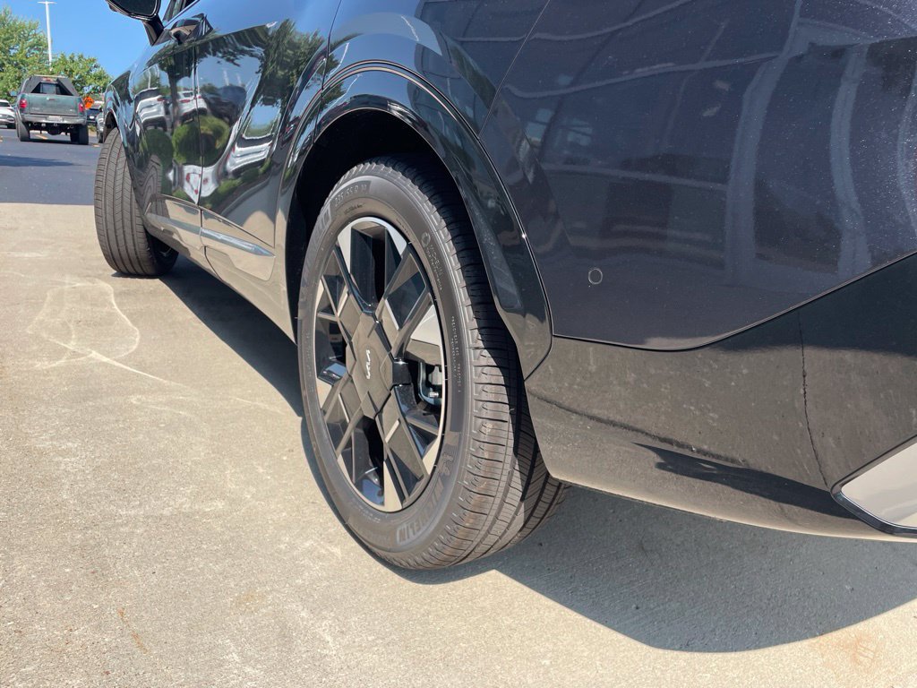 New 2026 Kia Sportage SX FWD image 18