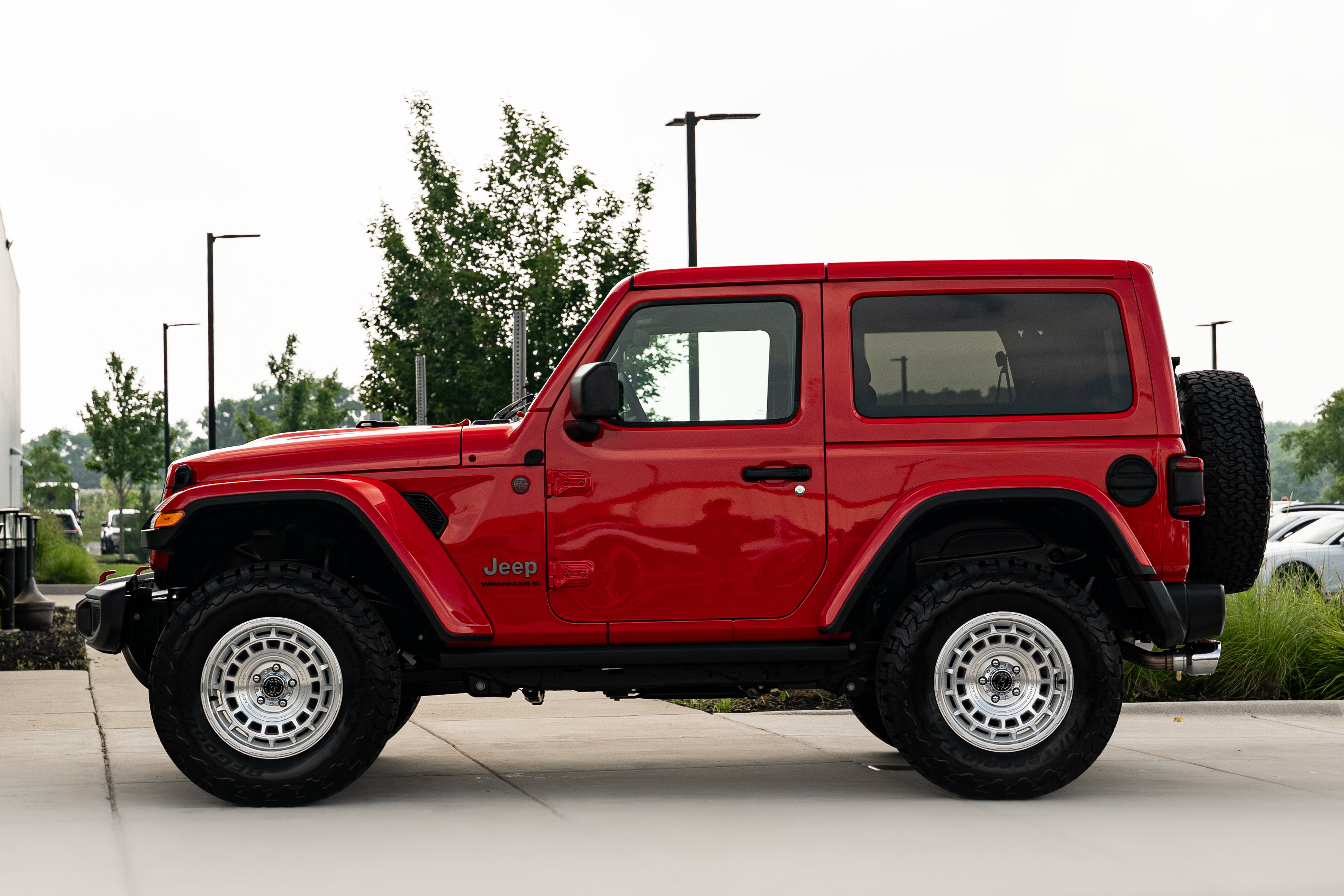 Used 2026 Jeep Wrangler Rubicon AWD/4WD image 6