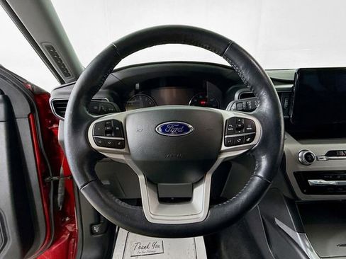 Certified 2022 Ford Explorer XLT w/ Equipment Group 202A image 11