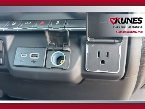 New 2025 GMC Sierra 3500 Pro image 28