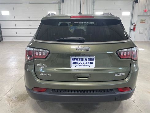 Used 2020 Jeep Compass Latitude w/ Popular Equipment Group AWD/4WD image 6