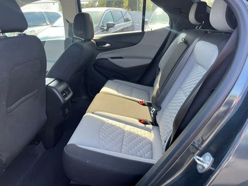 Used 2020 Chevrolet Equinox LS FWD image 16