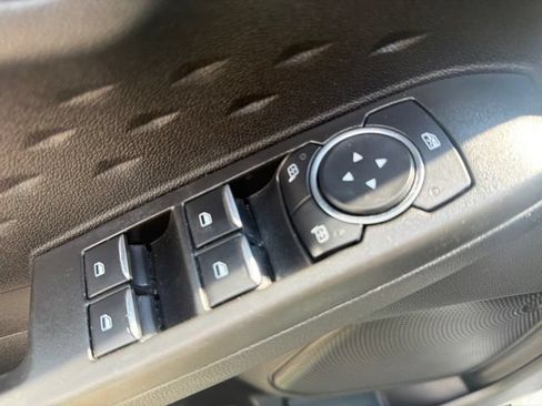 Used 2020 Ford Escape SEL AWD/4WD image 25
