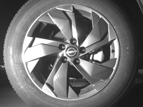 Used 2025 Nissan Rogue SV image 13