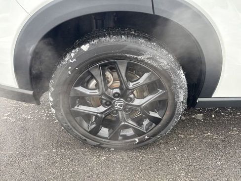 Used 2023 Honda HR-V Sport image 29