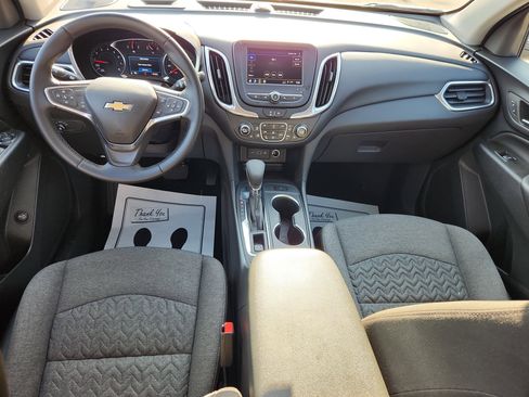Used 2024 Chevrolet Equinox LT image 37