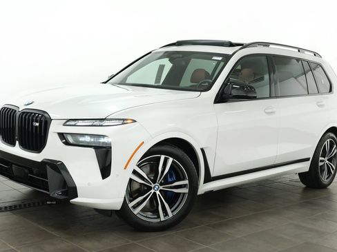 Used 2026 BMW X7 M60i AWD/4WD image 1
