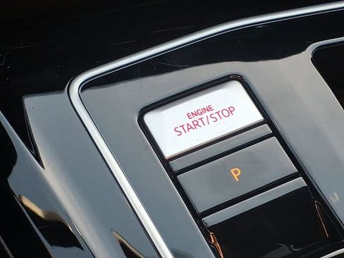 Used 2024 Volkswagen GTI S image 10