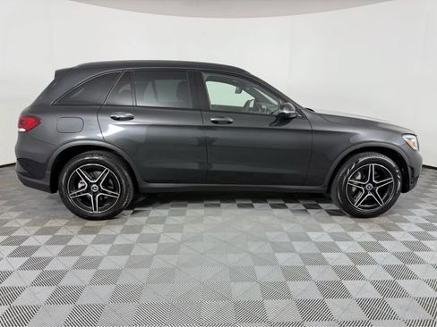 Used 2020 Mercedes-Benz GLC 300 4MATIC image 2