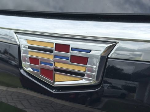 Certified 2023 Cadillac Escalade Premium Luxury Platinum AWD/4WD image 9