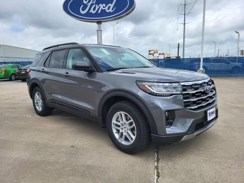 New 2026 Ford Explorer Active RWD image 16