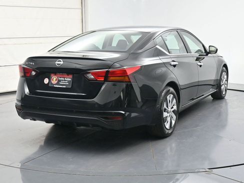 Used 2024 Nissan Altima 2.5 S FWD image 22