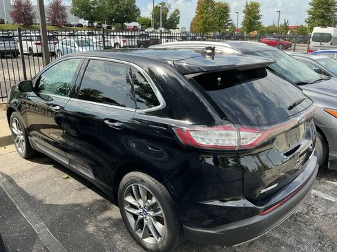 Used 2017 Ford Edge Titanium w/ Equipment Group 301A AWD/4WD image 5