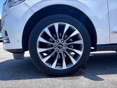 Used 2021 Lincoln Navigator Reserve w/ Luxury Package AWD/4WD image 33