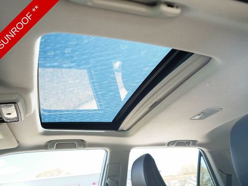 Used 2018 Toyota 4Runner SR5 Premium image 34