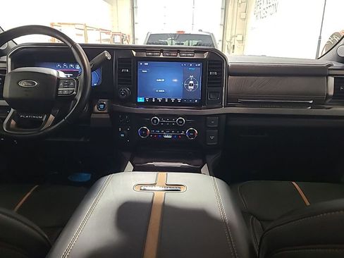 Used 2023 Ford F450 Platinum w/ FX4 Off-Road Package AWD/4WD image 2