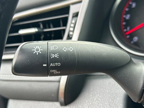 Used 2023 Toyota Camry XSE image 38