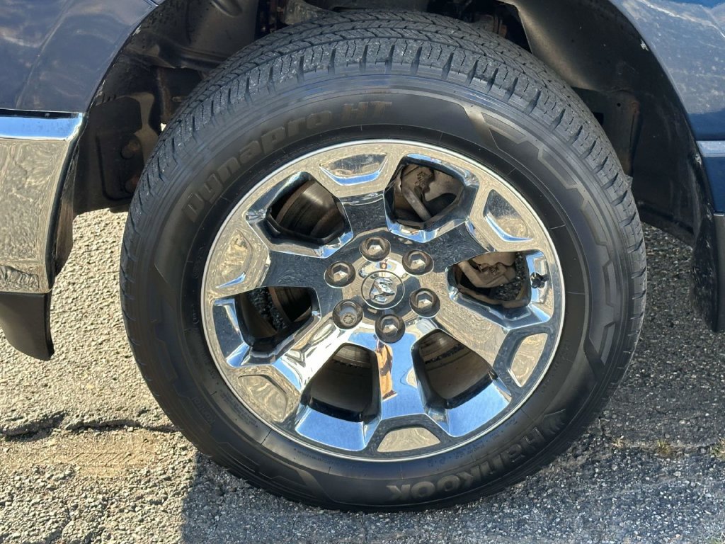 Used 2019 RAM 1500 Big Horn AWD/4WD image 9