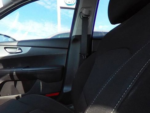 Used 2021 Kia Forte LXS image 24